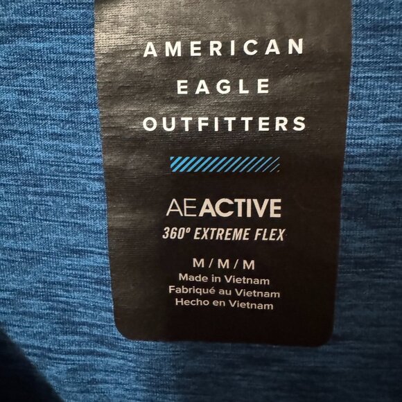 270— American Eagle 360° Extreme Flex Long Sleeve Tee (M) - Picture 2 of 4